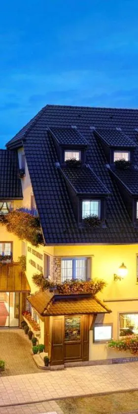 Best Western Plus Au cheval Blanc à Mulhouse，位于巴德尚的酒店