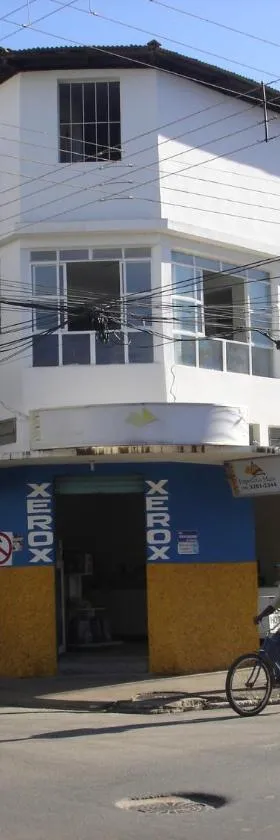 Delmus Hotel，位于Conselheiro Pena的酒店