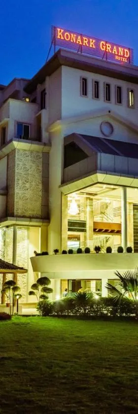 Konark Grand Hotel，位于Mirzāpur的酒店