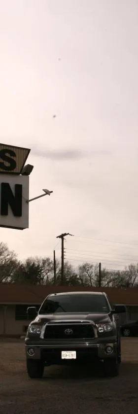 Andrews Motor Inn，位于安德鲁斯的酒店