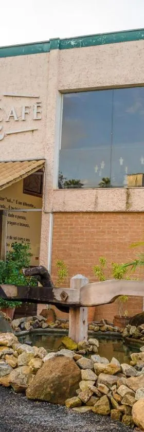 Hotel Vale do Café，位于Machado的酒店