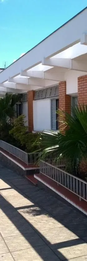 Hotel Avenida，位于Jacarèzinho的酒店