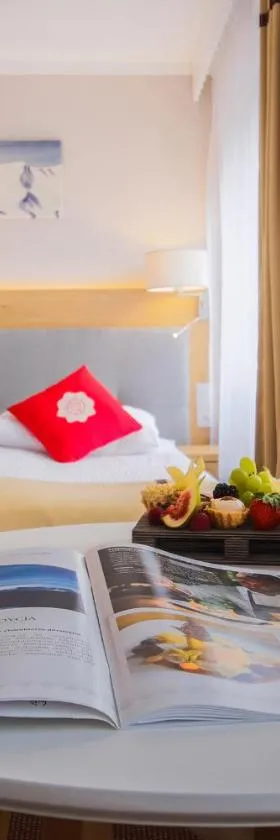 HOTEL*** NAT Bukowina Tatrzańska，位于布科维纳-塔钱斯卡的酒店
