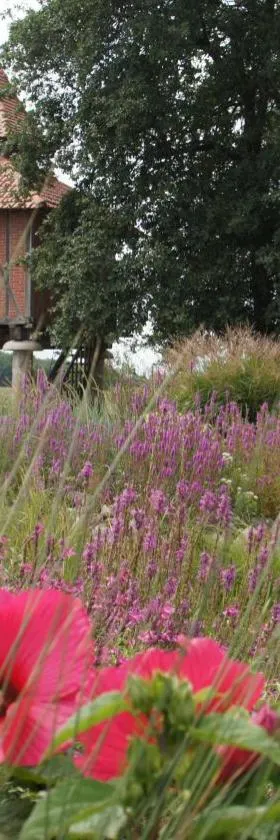 Gite Chambre d'hotes insolite dans un pigeonnier à 5 minutes de Marciac Gers，位于Monlezun的酒店