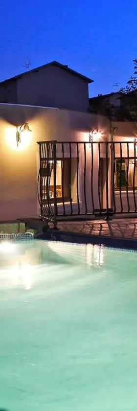 Logis Hotel Le Nouvel，位于瓦朗斯门的酒店