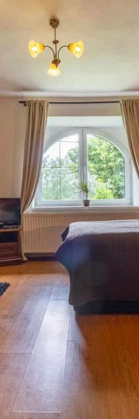 Apartmány Jedovnice，位于杰多维尼切的酒店