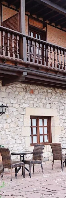 Trisileja en Posada La Busta，位于La Busta的酒店