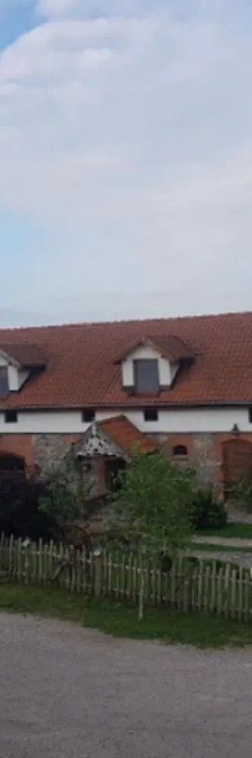 Agroturystyka Karczma nad Jarem Mierzejewo，位于Mierzejewo的酒店