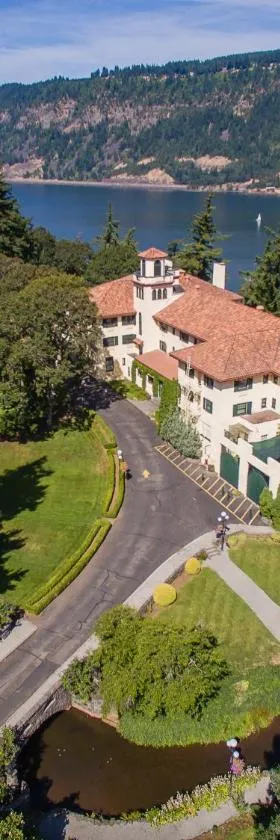 Columbia Gorge Hotel & Spa，位于胡德里弗的酒店