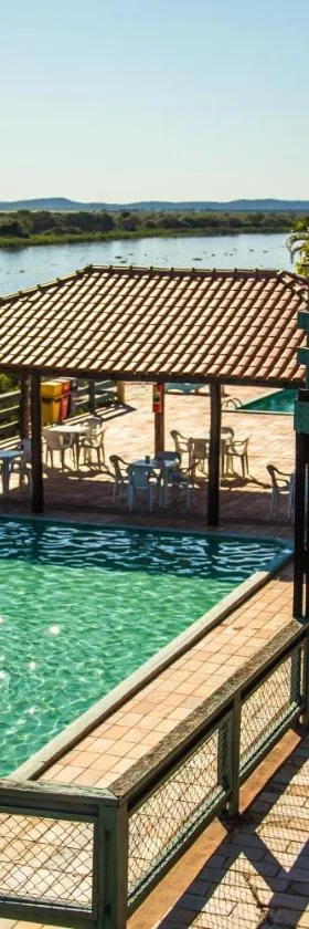 Candeias Hotel Gold Fish，位于科伦巴的酒店