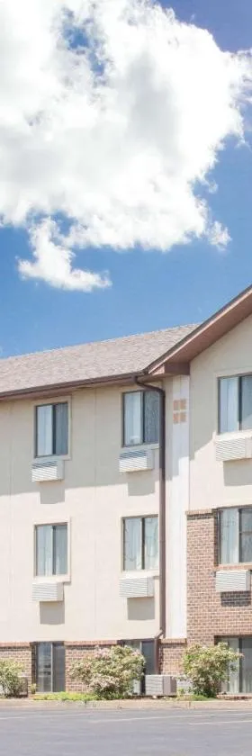 Super 8 by Wyndham Abilene KS，位于Abilene的酒店