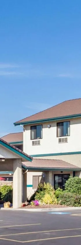 尤宁加普亚基马区速8酒店，位于Union Gap的酒店
