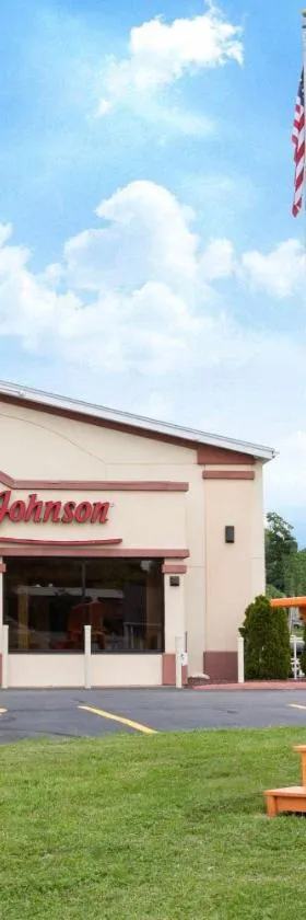 Howard Johnson by Wyndham Rocky Hill，位于罗基希尔的酒店