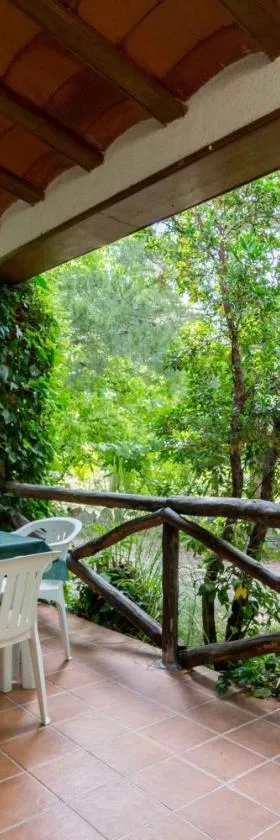 Casas Rurales Los Enebros Nerpio，位于内尔皮奥的酒店