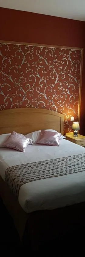 Hotel Eden，位于贝休恩的酒店