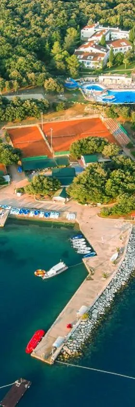Valamar Tamaris Resort，位于塔尔的酒店