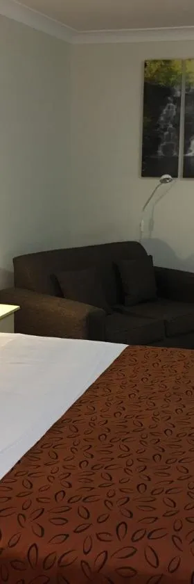 Tuckerbox Motor Inn，位于冈德盖的酒店