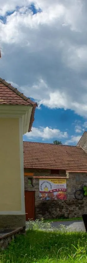 Apartmány U kapličky，位于Kamýk nad Vltavou的酒店