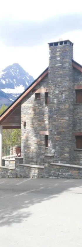 Hoz de Jaca, Casa Mas Mañanas.，位于Hoz de Jaca的酒店