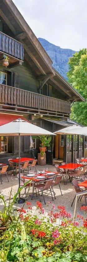 Guest House du Grand Paradis - On Piste，位于尚佩里的酒店