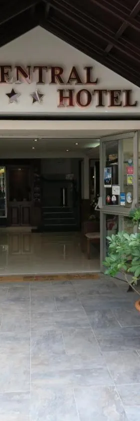 中环酒店，位于圣丹尼斯的酒店