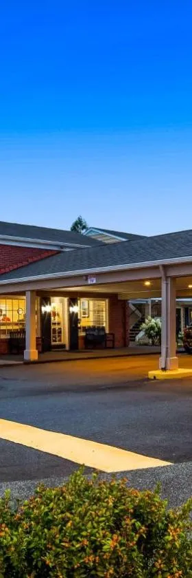 Best Western Lakewood- Historic Landmark，位于莱克伍德的酒店