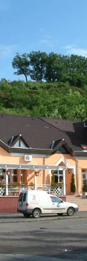 Galcsik Fogadó，位于绍尔戈陶尔扬的酒店