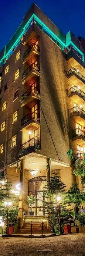 夏尔拉亚的斯酒店，位于亚的斯亚贝巴的酒店
