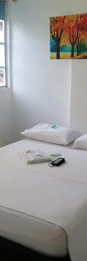 Hotel Avenida El Bosque，位于佛罗里达布兰卡的酒店