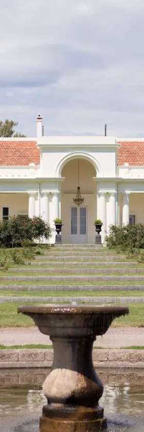 Estancia La Paz Hotel，位于阿斯科琴加的酒店