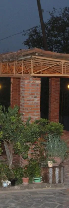 Guest House Daviti，位于Zestafoni的酒店