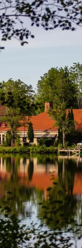 Åsby Hotell，位于哈尔斯塔哈马的酒店