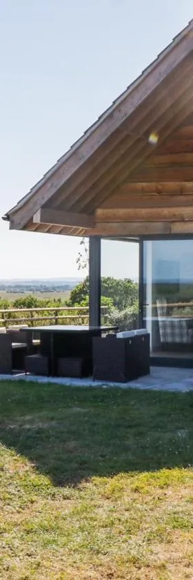 Heron Lodge Castle Farm，位于Wedmore的酒店