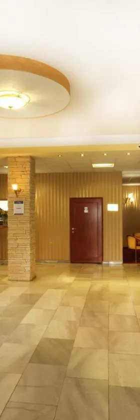 Hotel Strážnice，位于斯特拉日尼采的酒店