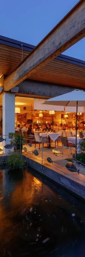 Malerwinkl Restaurant + Kunsthotel，位于Hatzendorf的酒店