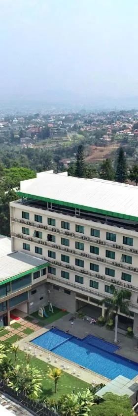 Novena Hotel Bandung，位于万隆的酒店