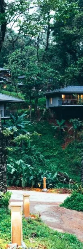 Ayatana Coorg，位于Somvārpet的酒店