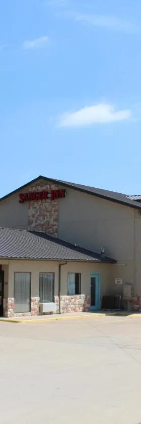 桑格酒店，位于Sanger的酒店