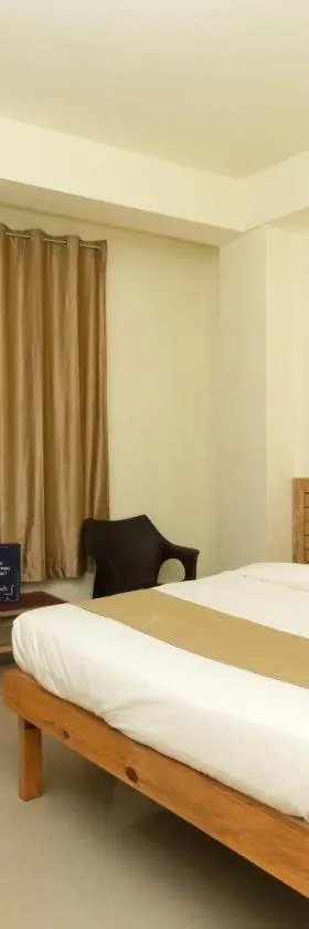 Hotel Travellers INN，位于西隆的酒店