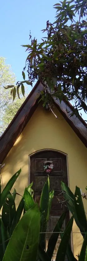 Chalé Rancho Aratama，位于雅卡雷伊的酒店
