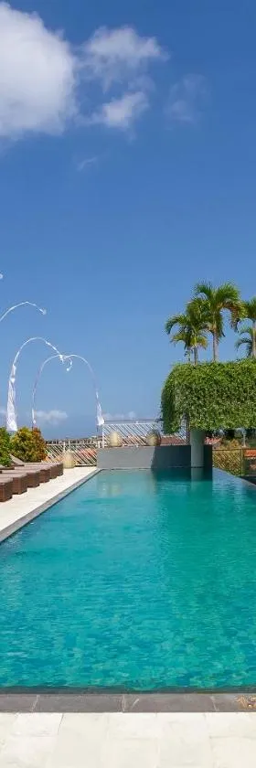PrimeBiz Hotel Kuta，位于库塔的酒店