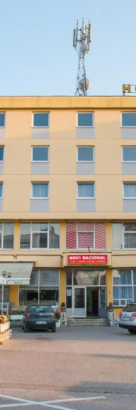 Prenoćište "NACIONAL"，位于Prnjavor的酒店