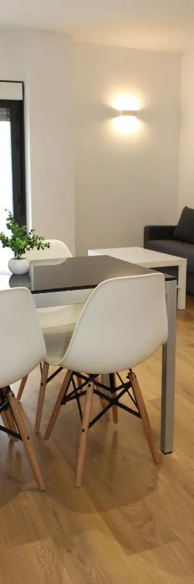 Apartamentos La Luna，位于La Solana的酒店