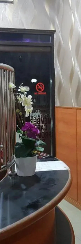 New Orchid Hotel Tuaran，位于Tuaran的酒店