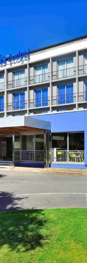 保罗莱斯卡尔宜必思快捷酒店，位于莱斯卡尔的酒店