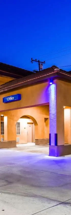 Motel 6 South Gate CA，位于南门的酒店