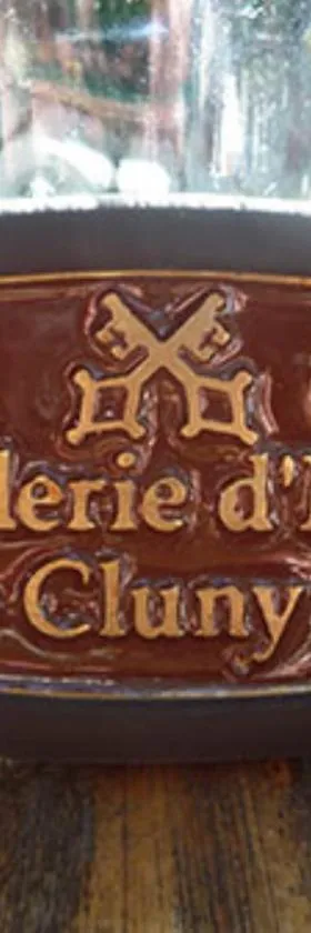 Hostellerie d'Héloïse Logis，位于克卢尼的酒店