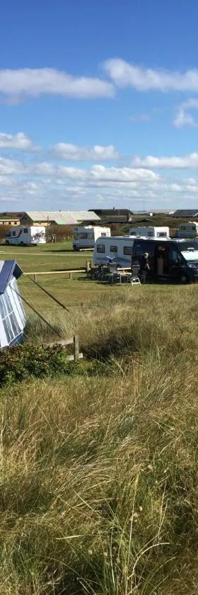 Dancamps Holmsland (Camp Site)，位于维泽桑讷的酒店