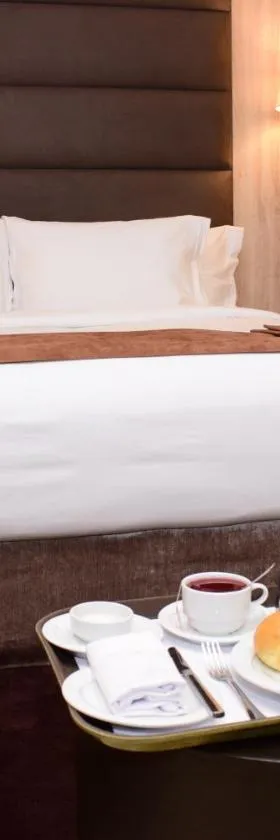 Monty Suites & Golf，位于乌约的酒店