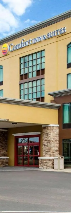 Comfort Inn & Suites Biloxi-D'Iberville，位于比洛克西的酒店
